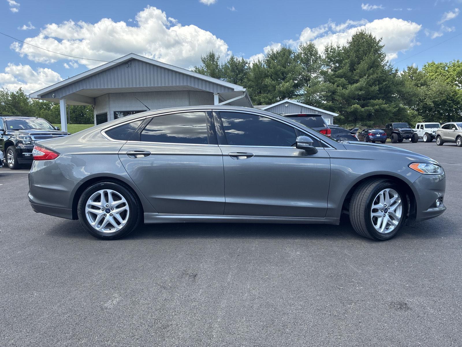 2014 Ford Fusion SE I4 FWD's photo