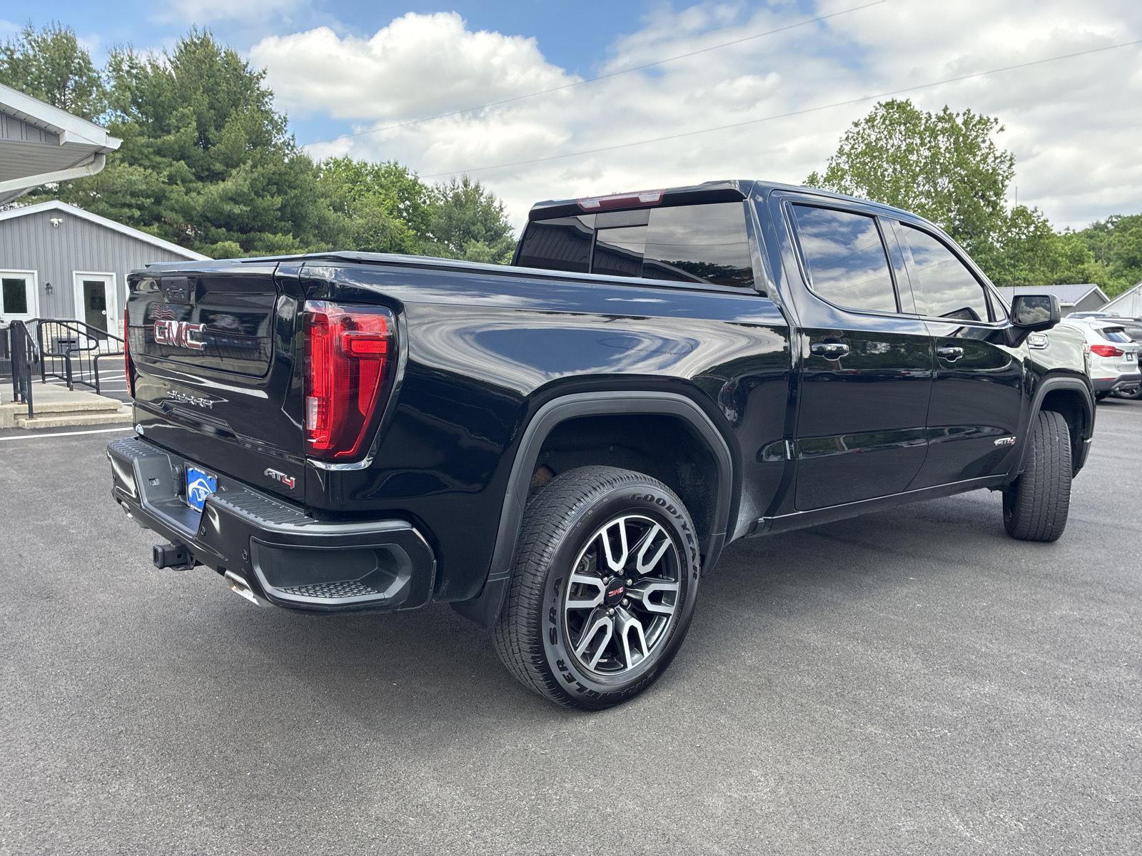 2021 GMC Sierra 1500 AT4 - Photo 2