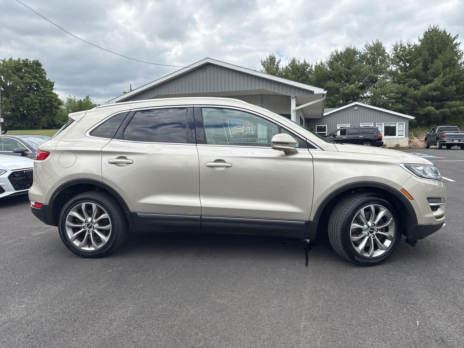 2017 Lincoln MKC Select AWD's photo
