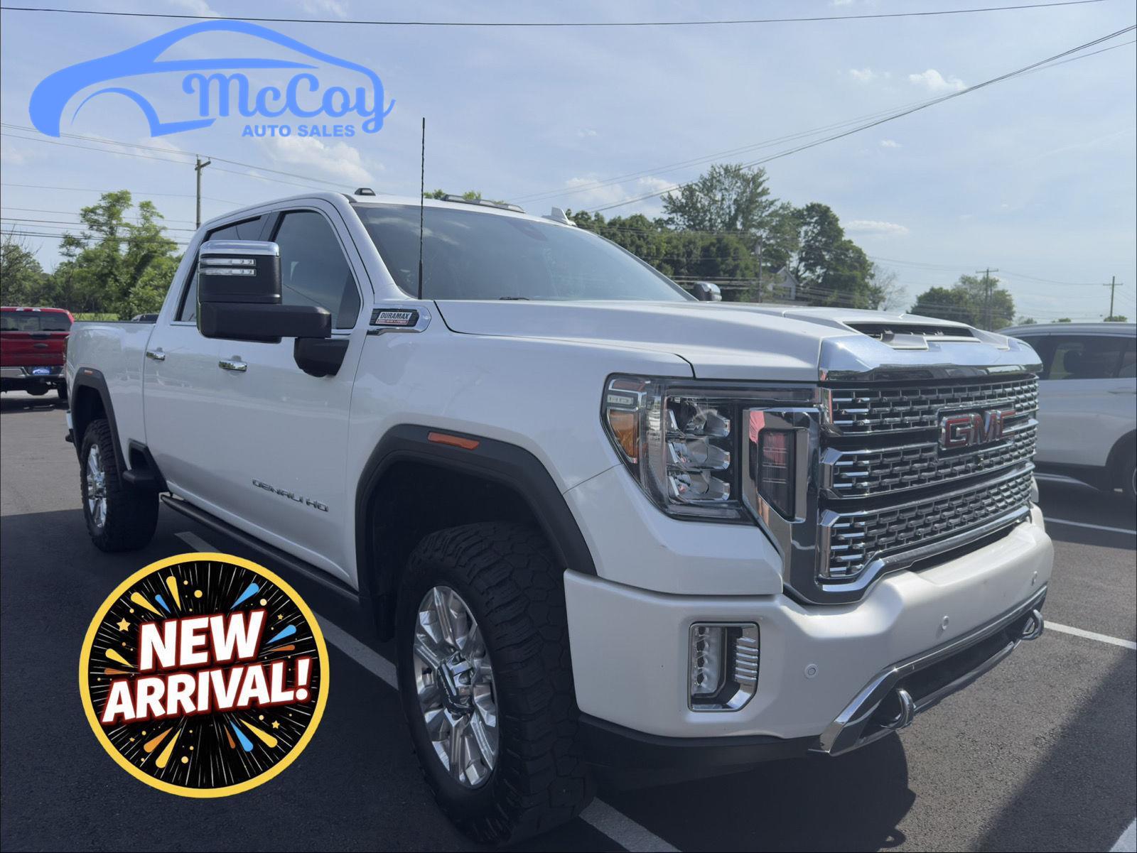 White Frost Tricoat 2023 GMC Sierra 3500HD Denali Crew Cab 4WD Pickup Truck Four-Wheel Drive Automatic