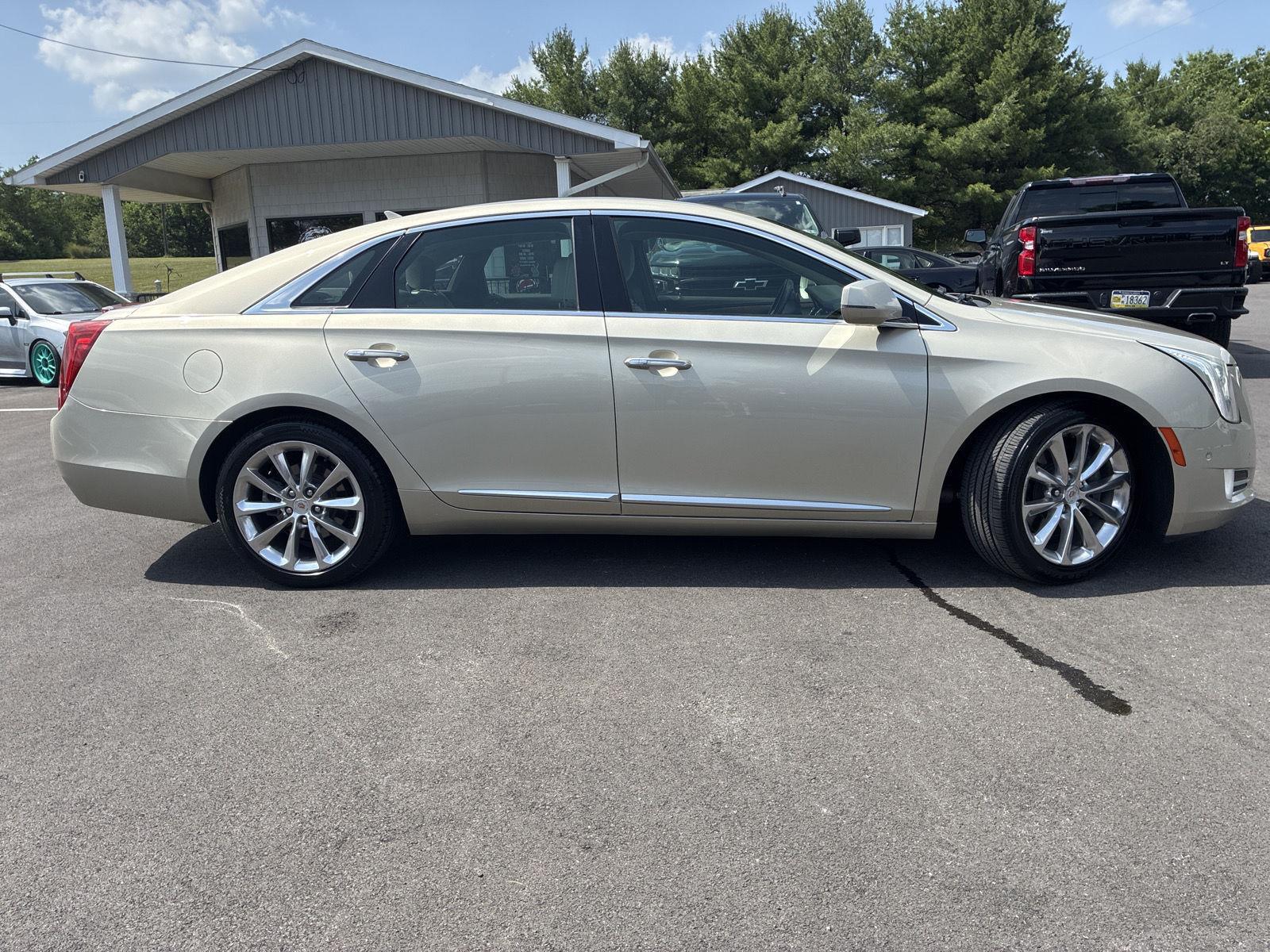 2014 Cadillac XTS 3.6L FWD Luxury Collection's photo