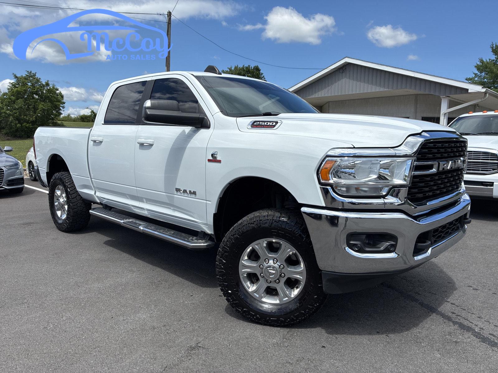 Bright White Clearcoat 2022 RAM 2500 Pickup Truck Four-Wheel Drive 6-Speed Automatic
