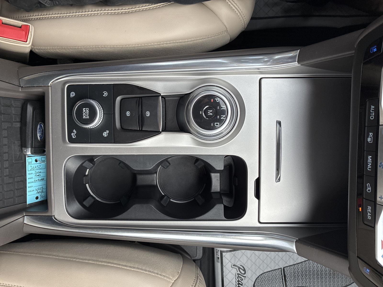 2020 Ford Explorer Platinum - Photo 14