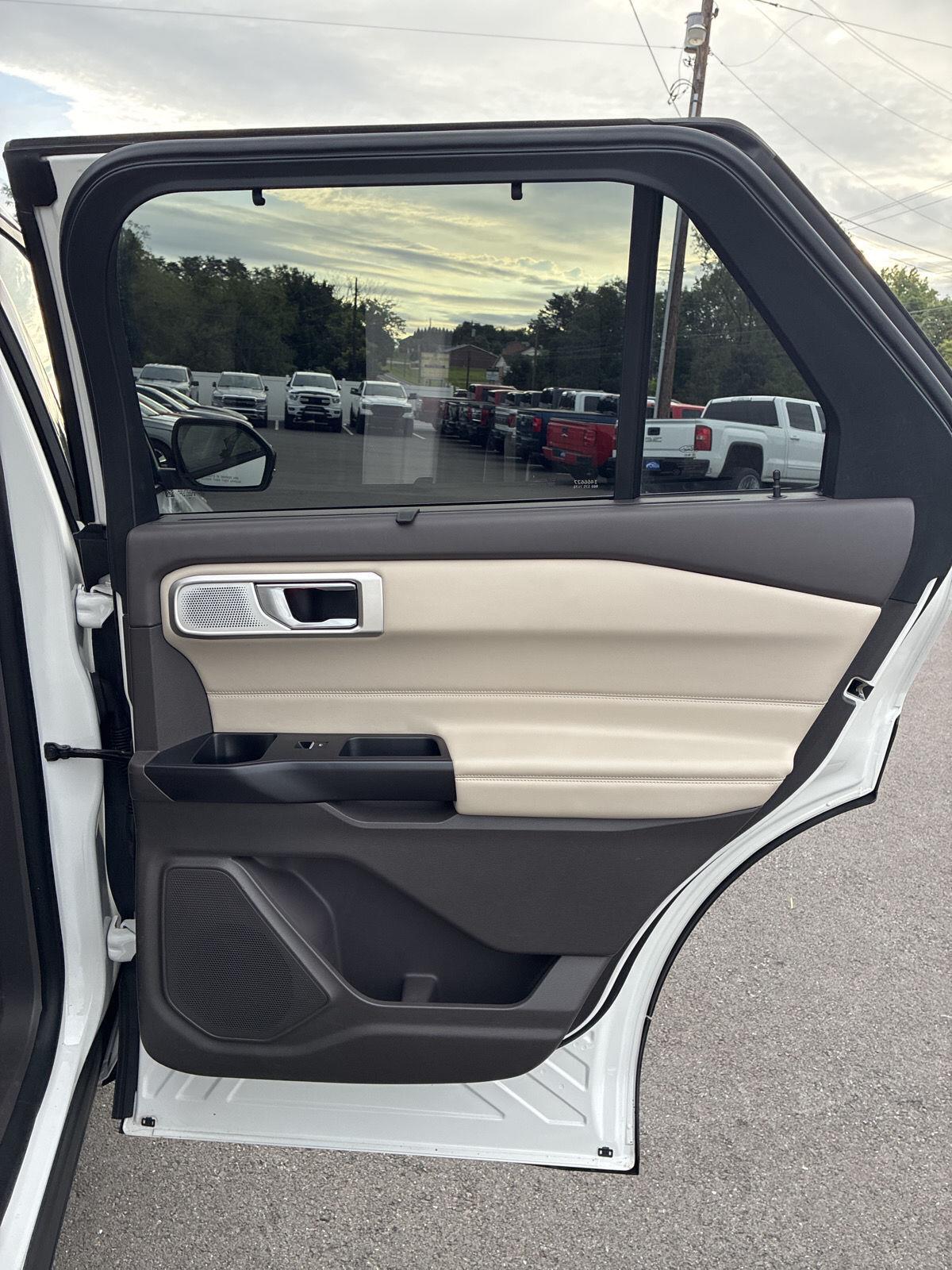 2020 Ford Explorer Platinum - Photo 27