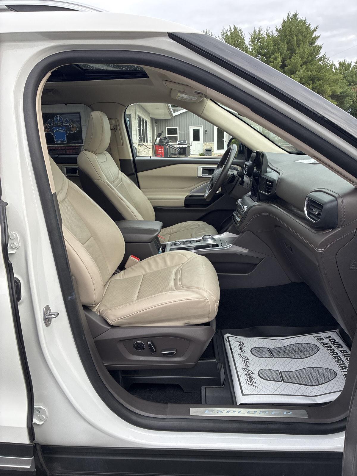 2020 Ford Explorer Platinum - Photo 28