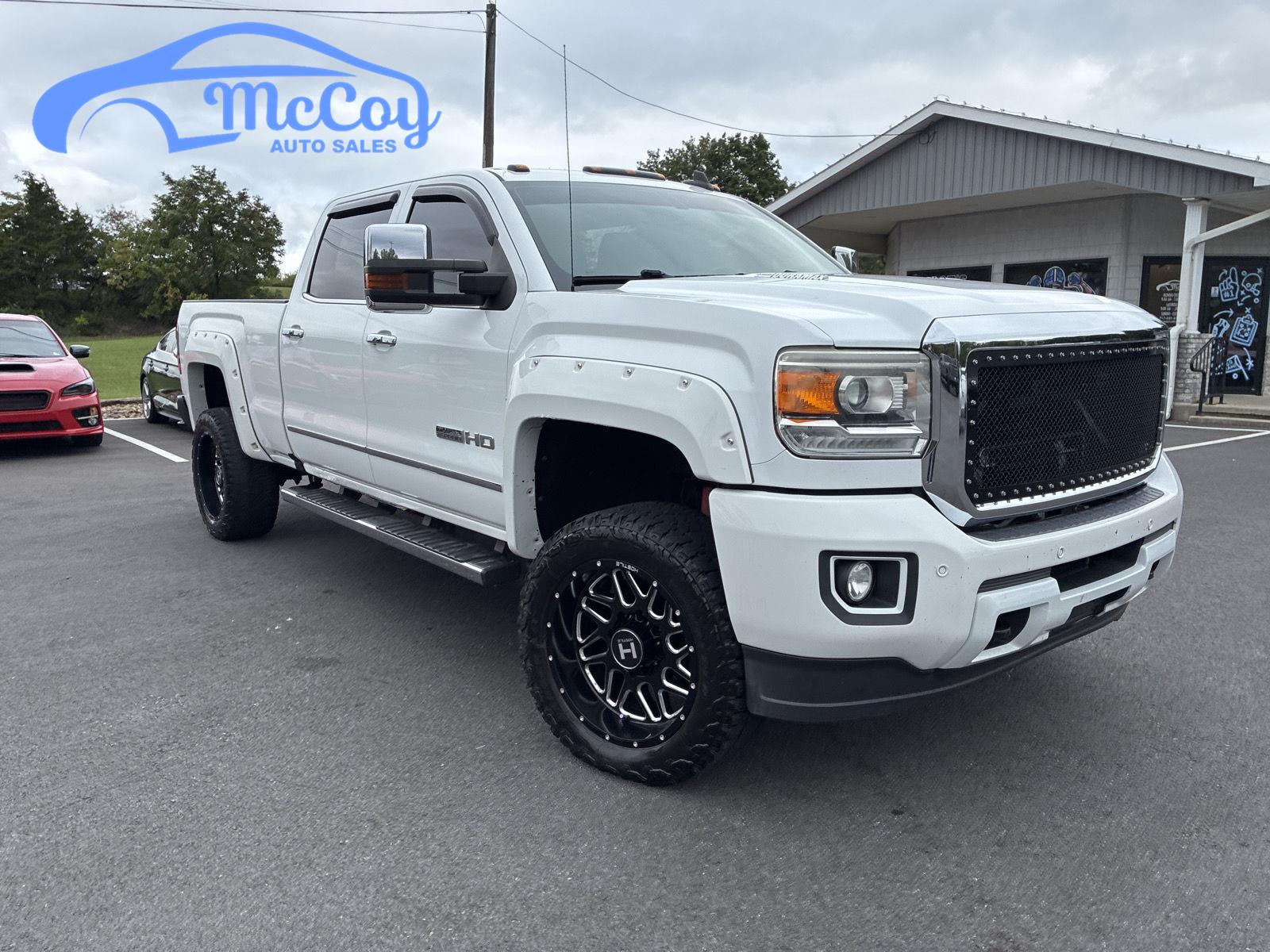Summit White 2016 GMC Sierra 2500HD Pickup Truck Four-Wheel Drive 6-Speed Automatic