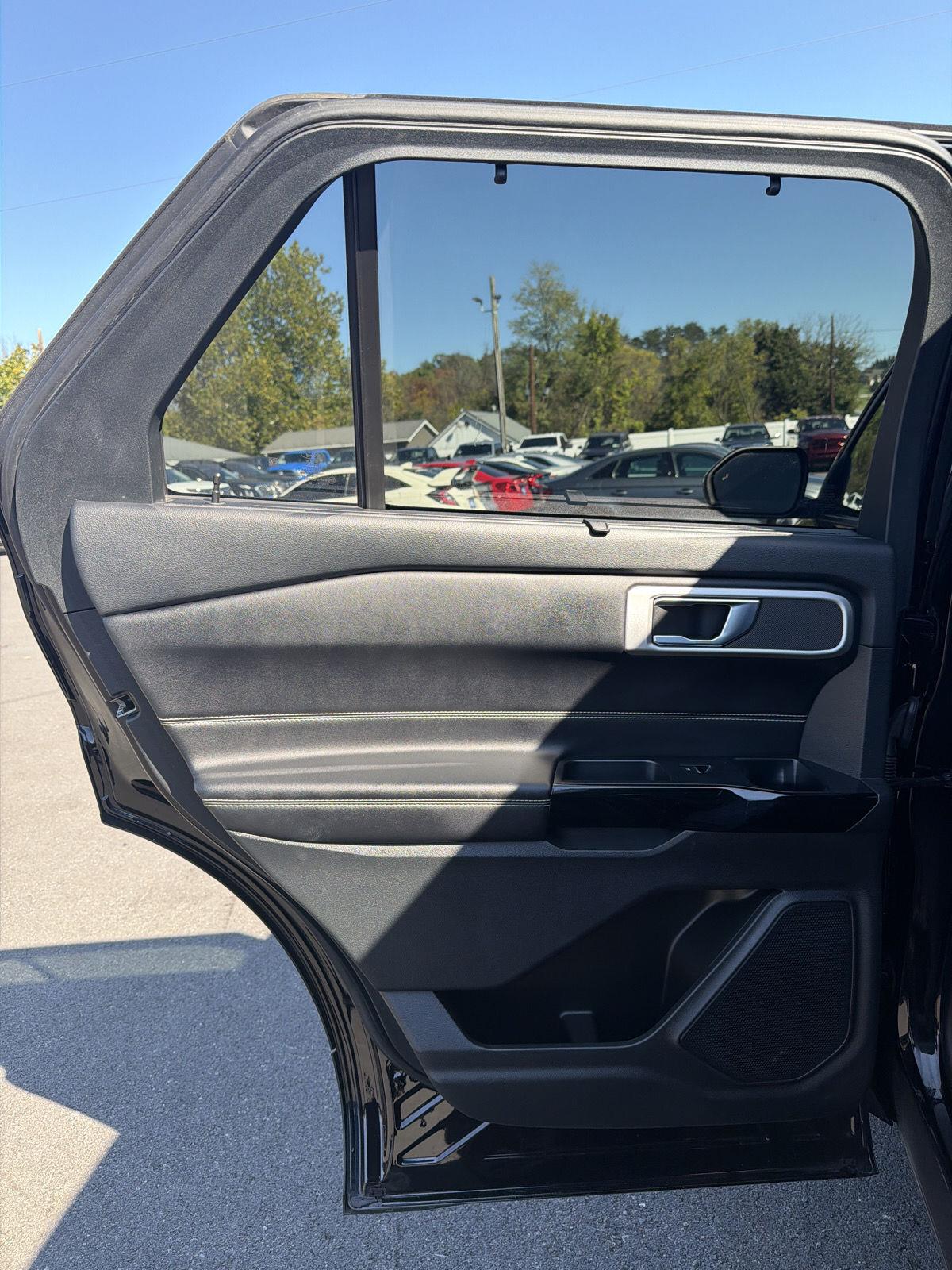 2022 Ford Explorer ST - Photo 21