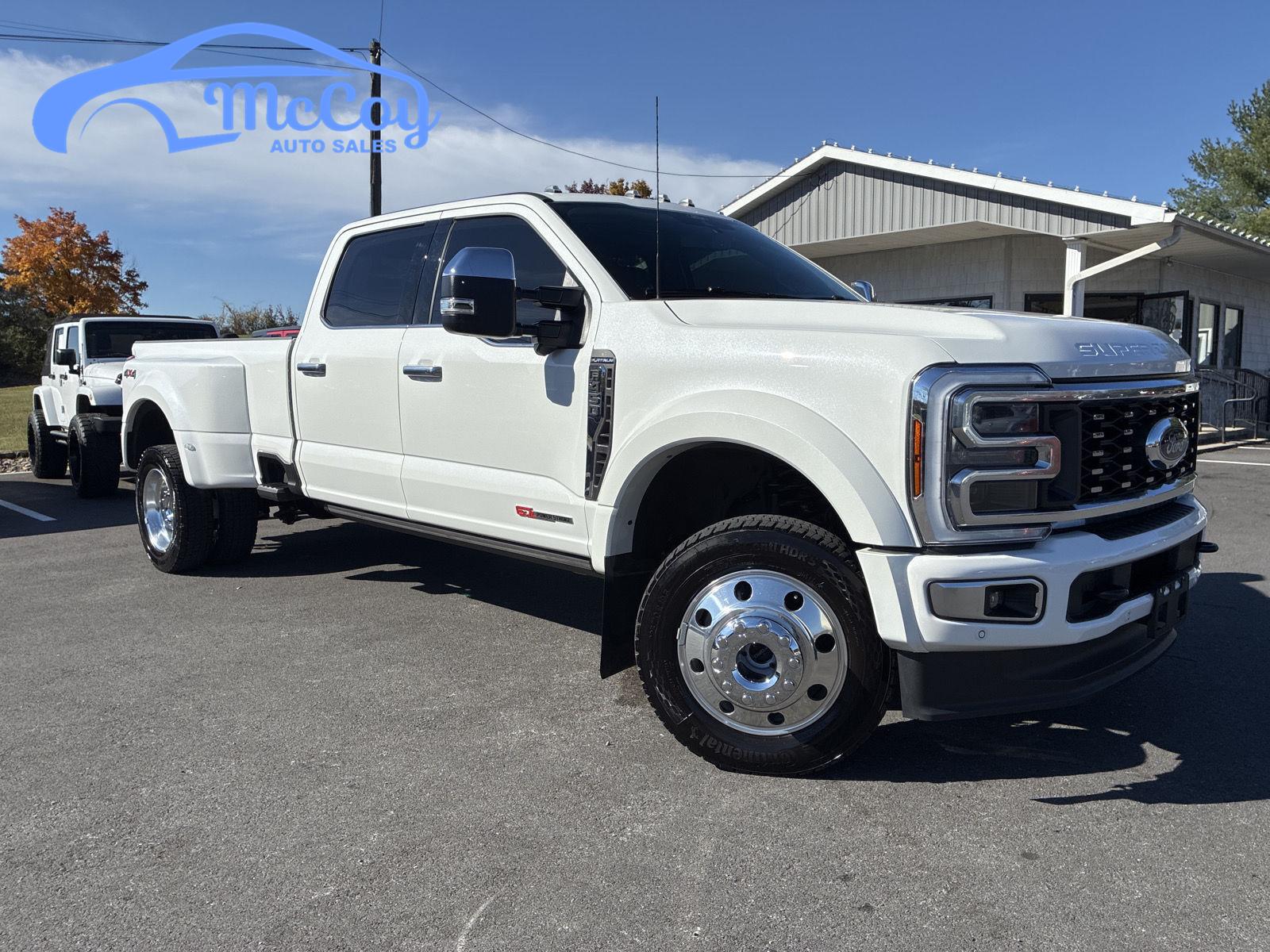  2026 Ford F-450 Super Duty Platinum Crew Cab LB DRW 4WD   