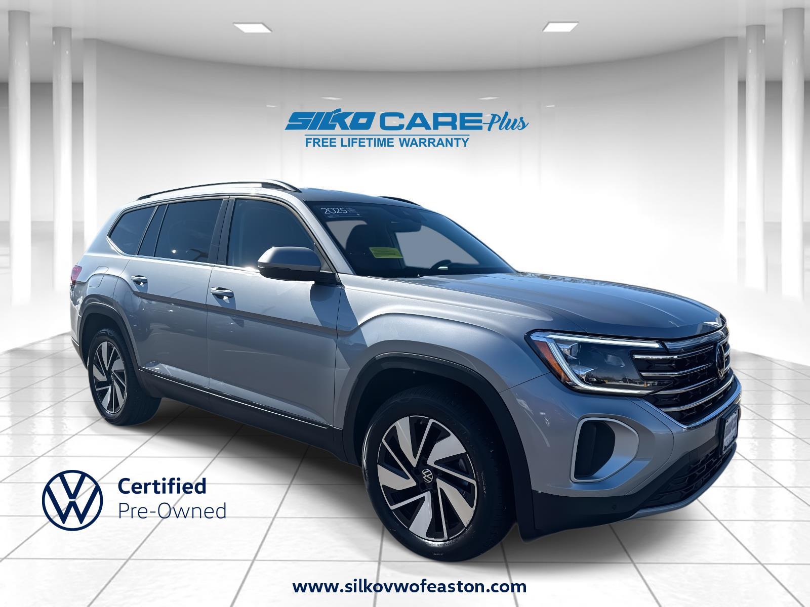 Silver Mist Metallic 2025 Volkswagen Atlas SE 4Motion with Technology SUV / Crossover All-Wheel Drive Automatic