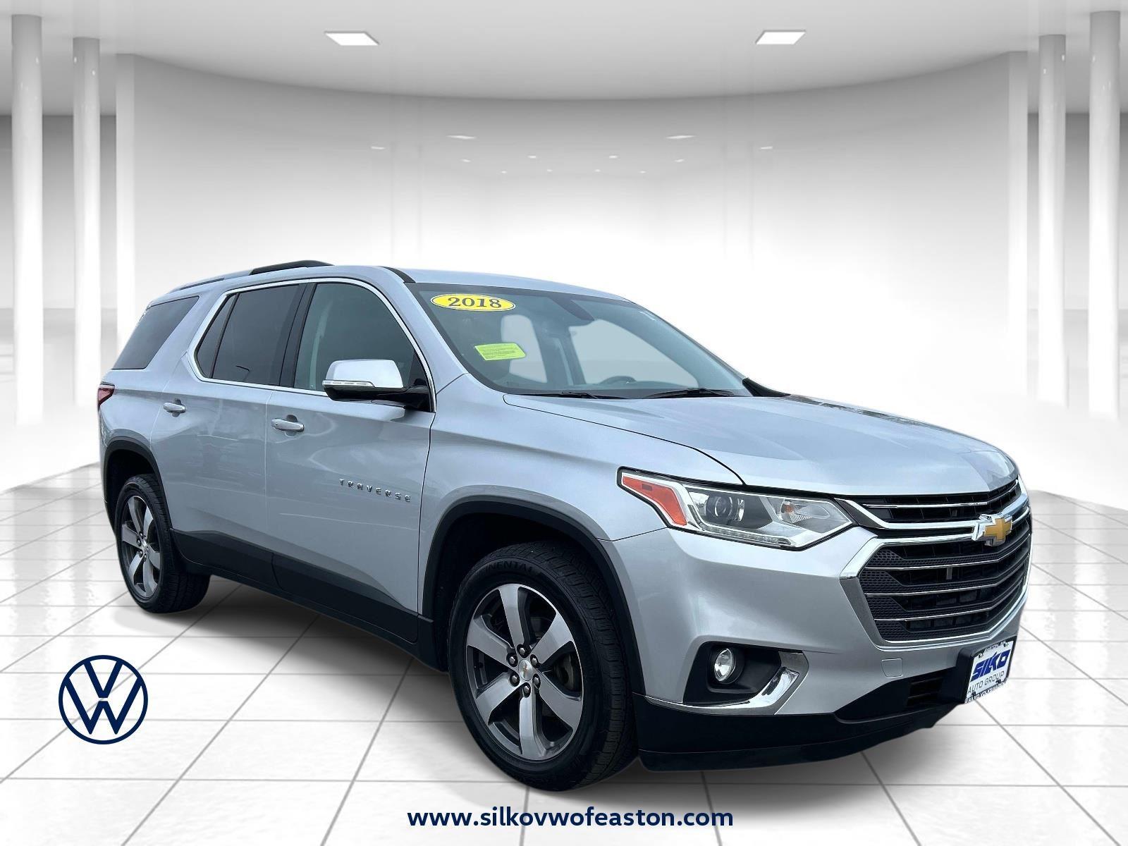 Silver Ice Metallic 2018 Chevrolet Traverse LT Leather AWD SUV / Crossover Four-Wheel Drive 9-Speed Automatic