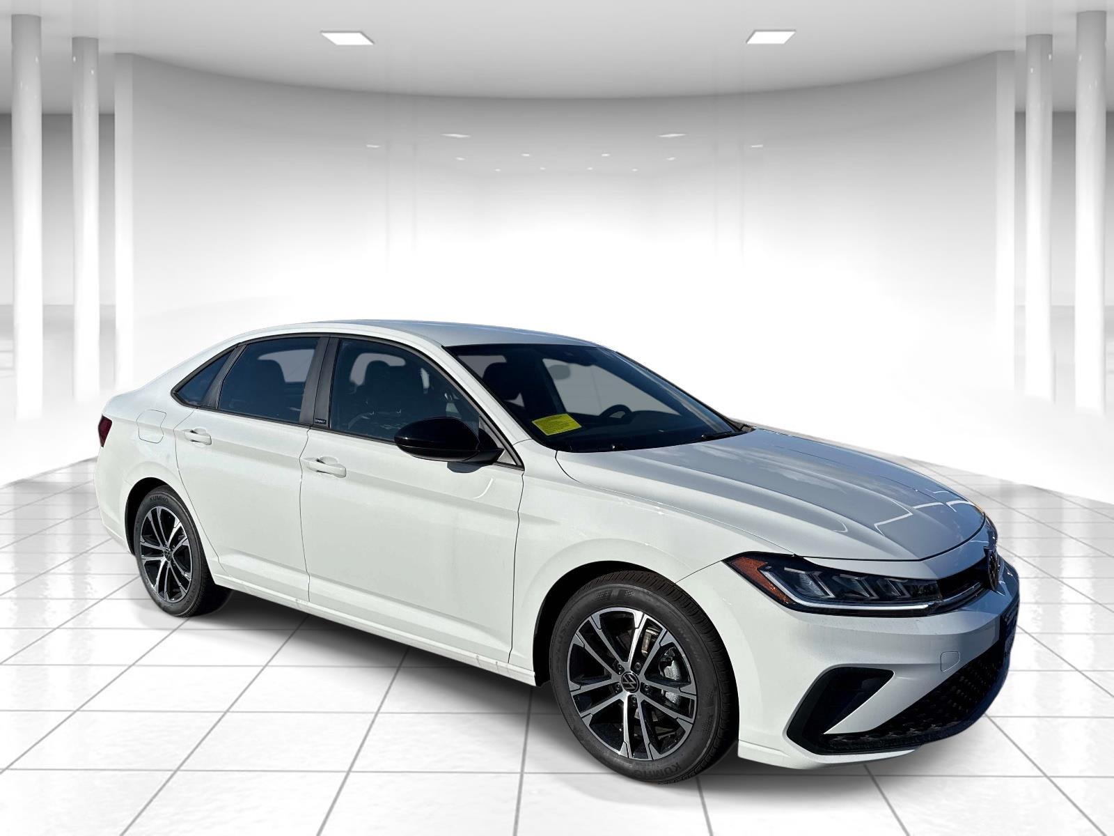 Pure White 2026 Volkswagen Jetta Sedan Front-Wheel Drive Automatic