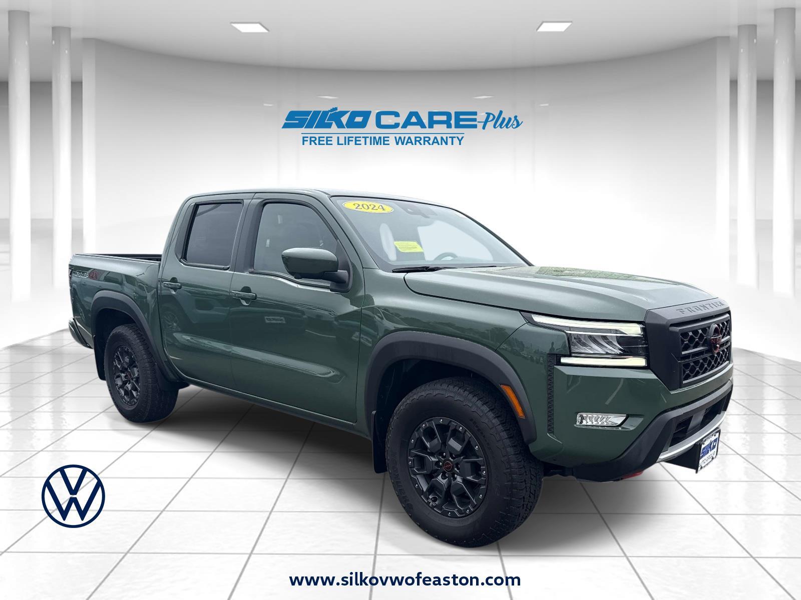2024 Nissan Frontier PRO-4X Crew Cab 4WD