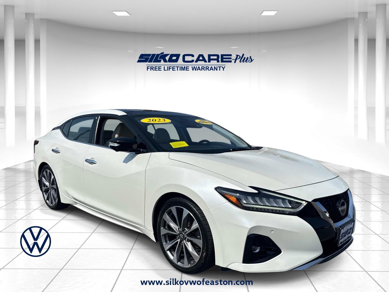 Pearl White Tricoat 2023 Nissan Maxima Sedan Front-Wheel Drive Continuously Variable Transmission