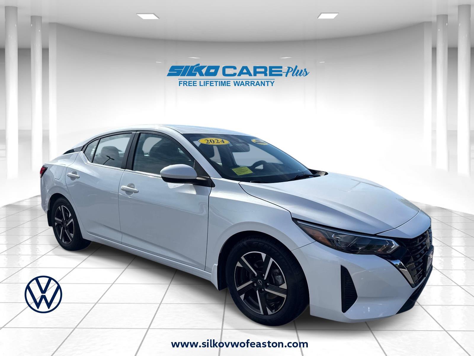 Aspen White Tricoat 2024 Nissan Sentra Sedan Front-Wheel Drive Continuously Variable Transmission