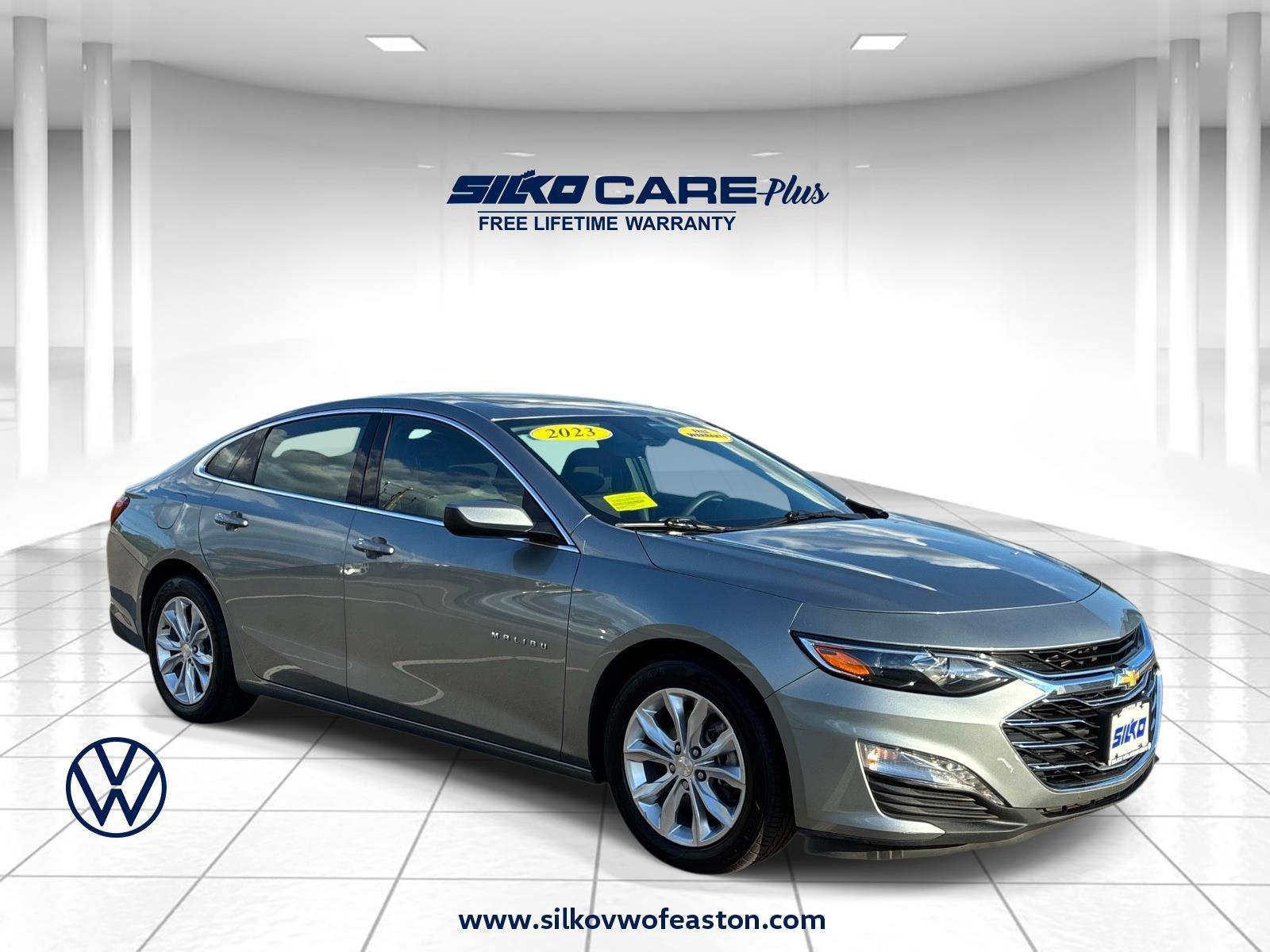 Sterling Gray Metallic 2023 Chevrolet Malibu Sedan Front-Wheel Drive Continuously Variable Transmission
