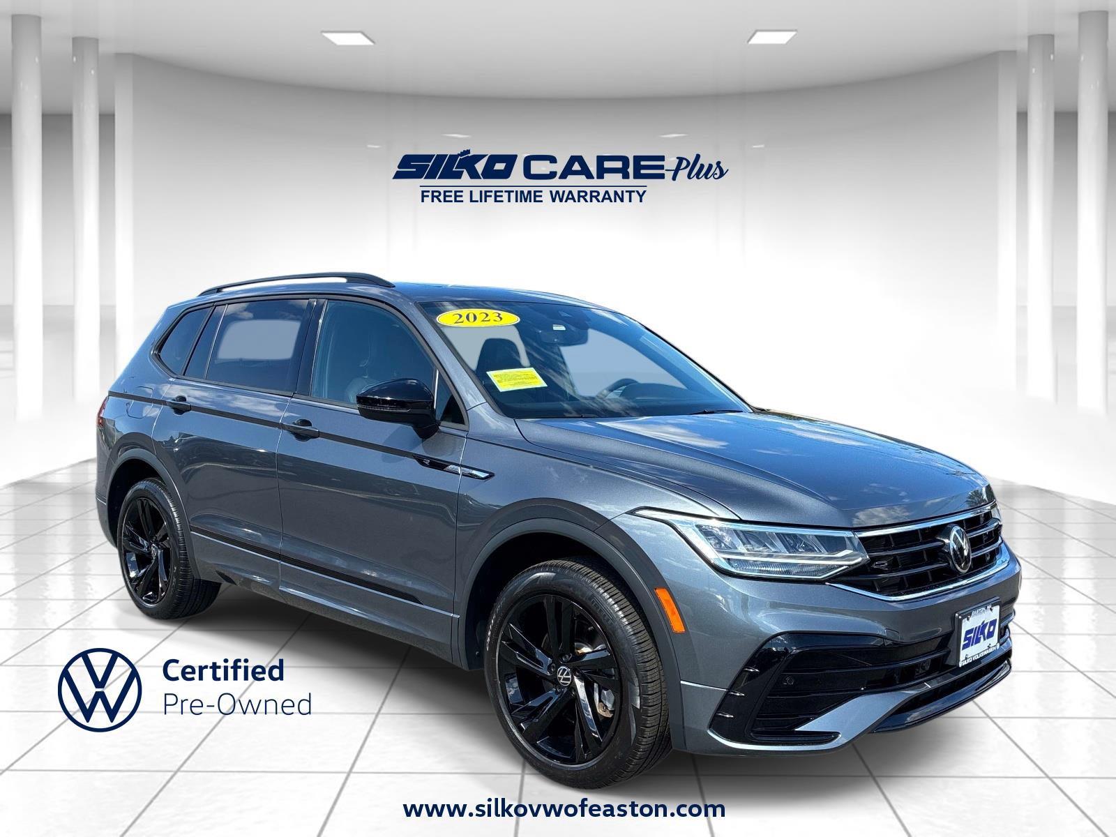 Platinum Gray Metallic 2023 Volkswagen Tiguan SUV / Crossover All-Wheel Drive Automatic