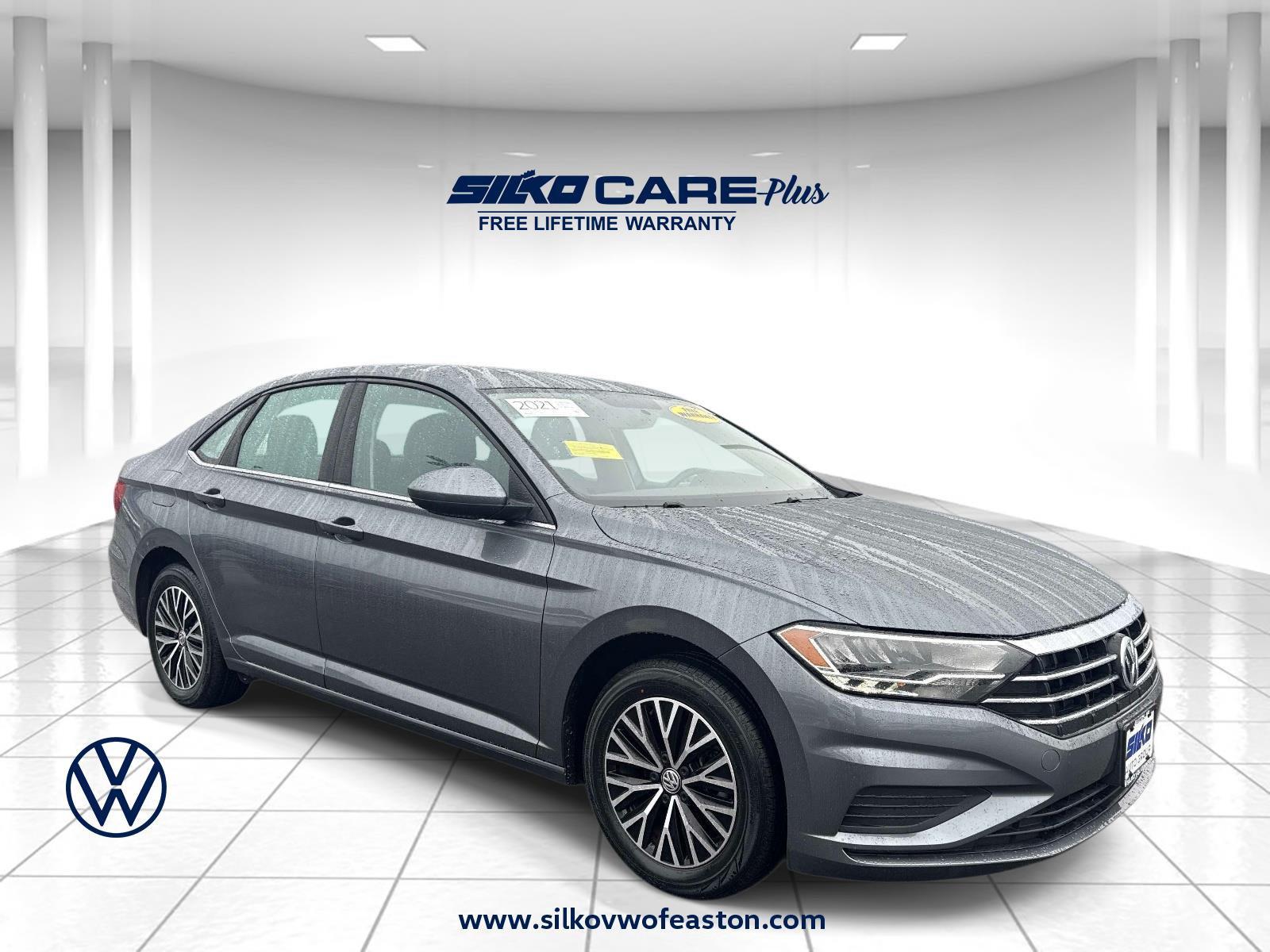 Platinum Gray Metallic 2021 Volkswagen Jetta Sedan Front-Wheel Drive Automatic
