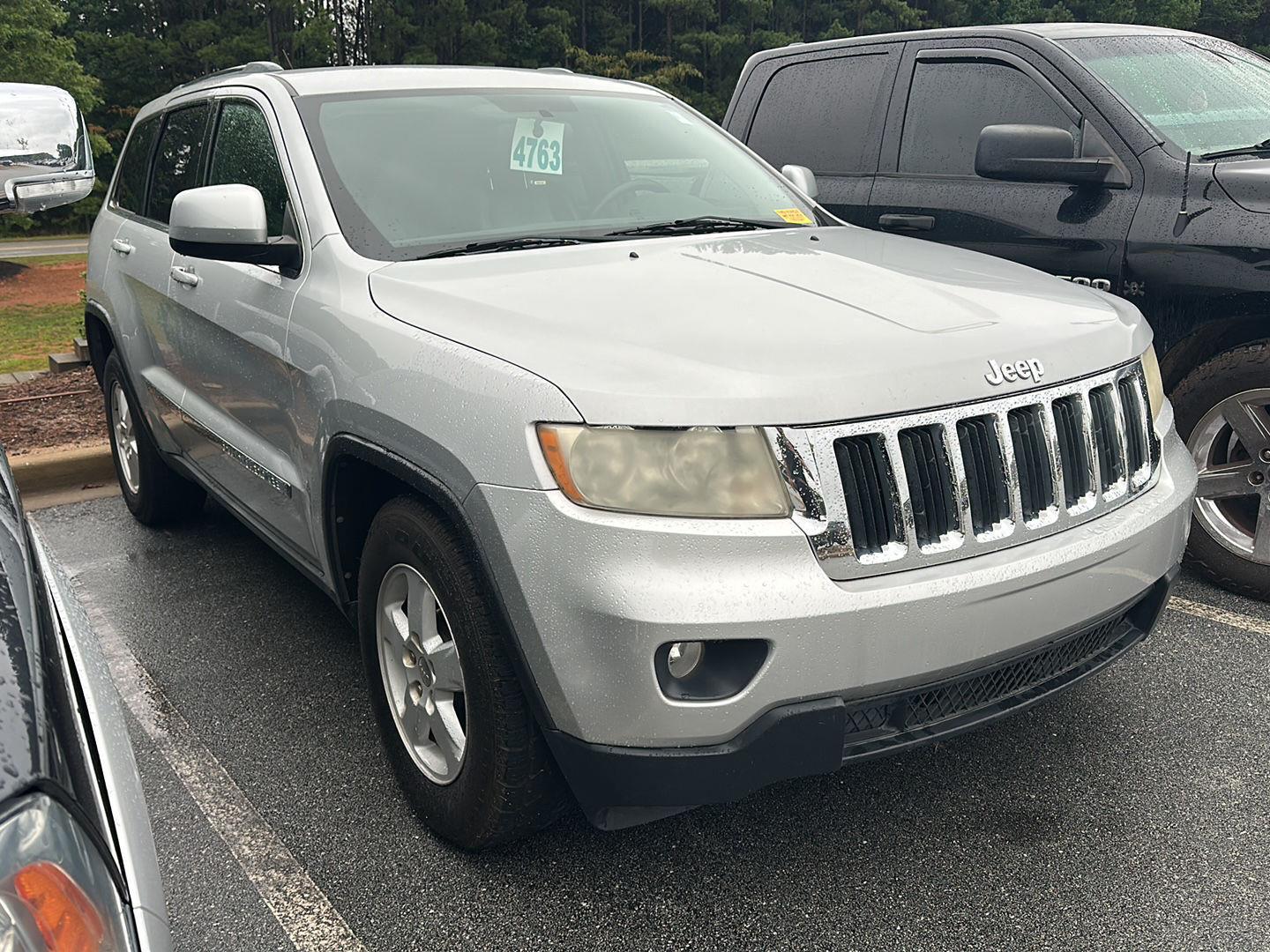 Bright Silver Metallic 2011 Jeep Grand Cherokee SUV / Crossover 4X2 5-Speed Automatic