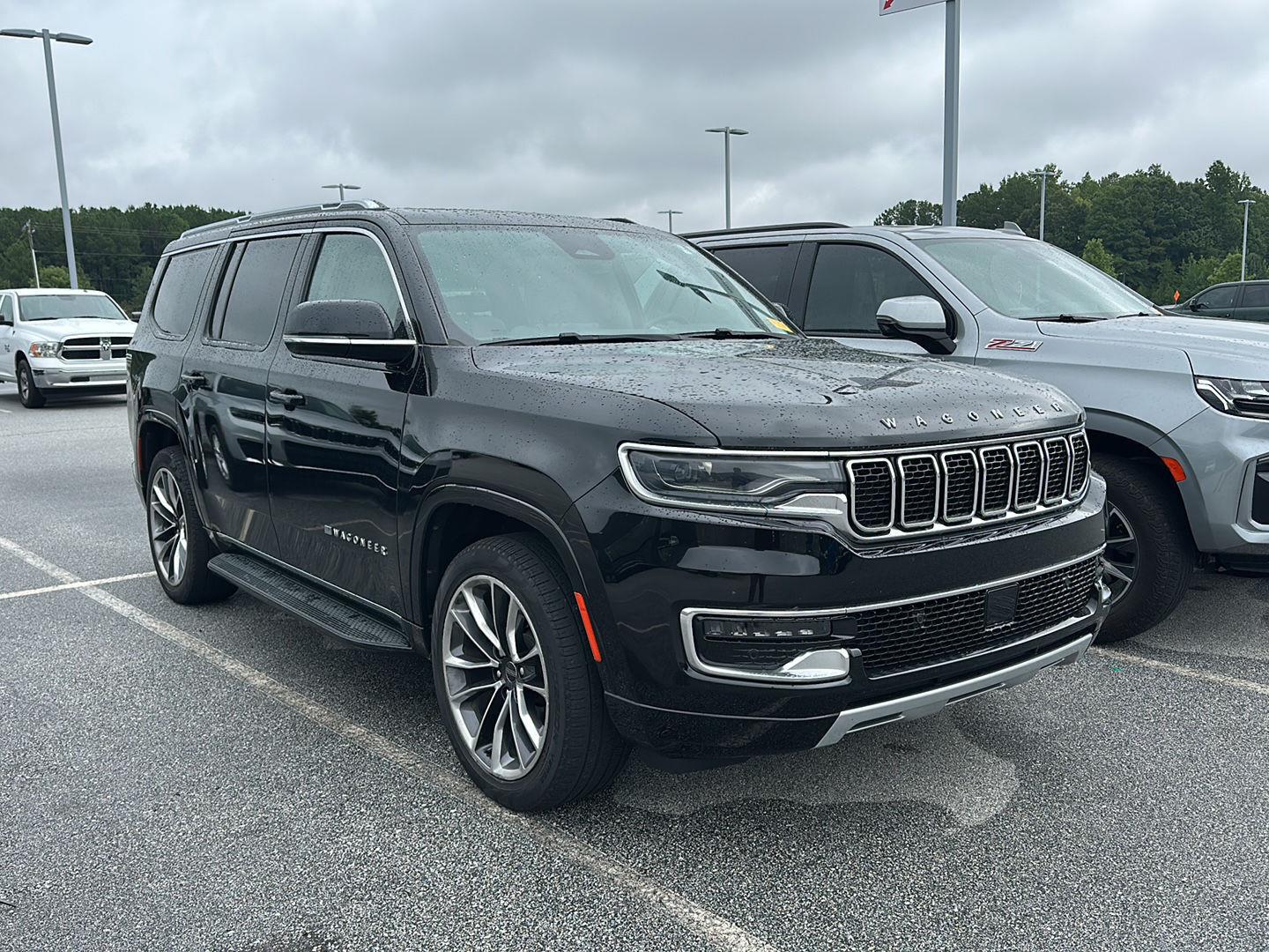 Diamond Black Crystal Pearlcoat 2023 Jeep Wagoneer SUV / Crossover 4X2 8-Speed Automatic