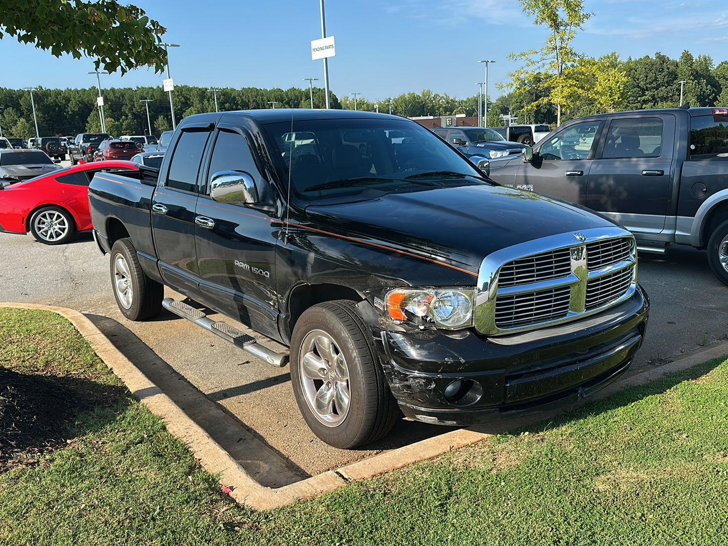 BLACK CLEARCOAT 2005 Dodge RAM 1500 Pickup Truck Four-Wheel Drive 
