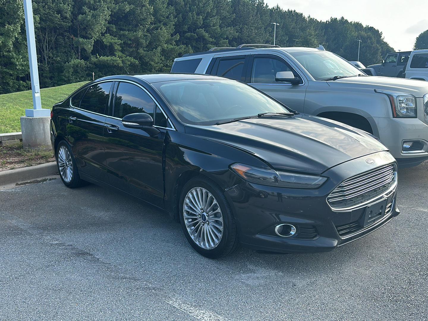 Shadow Black 2016 Ford Fusion Sedan Front-Wheel Drive 6-Speed Automatic