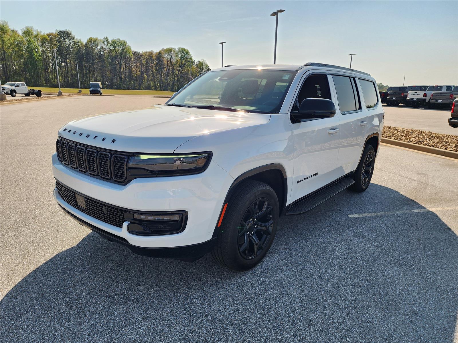 View vehicle photo 2