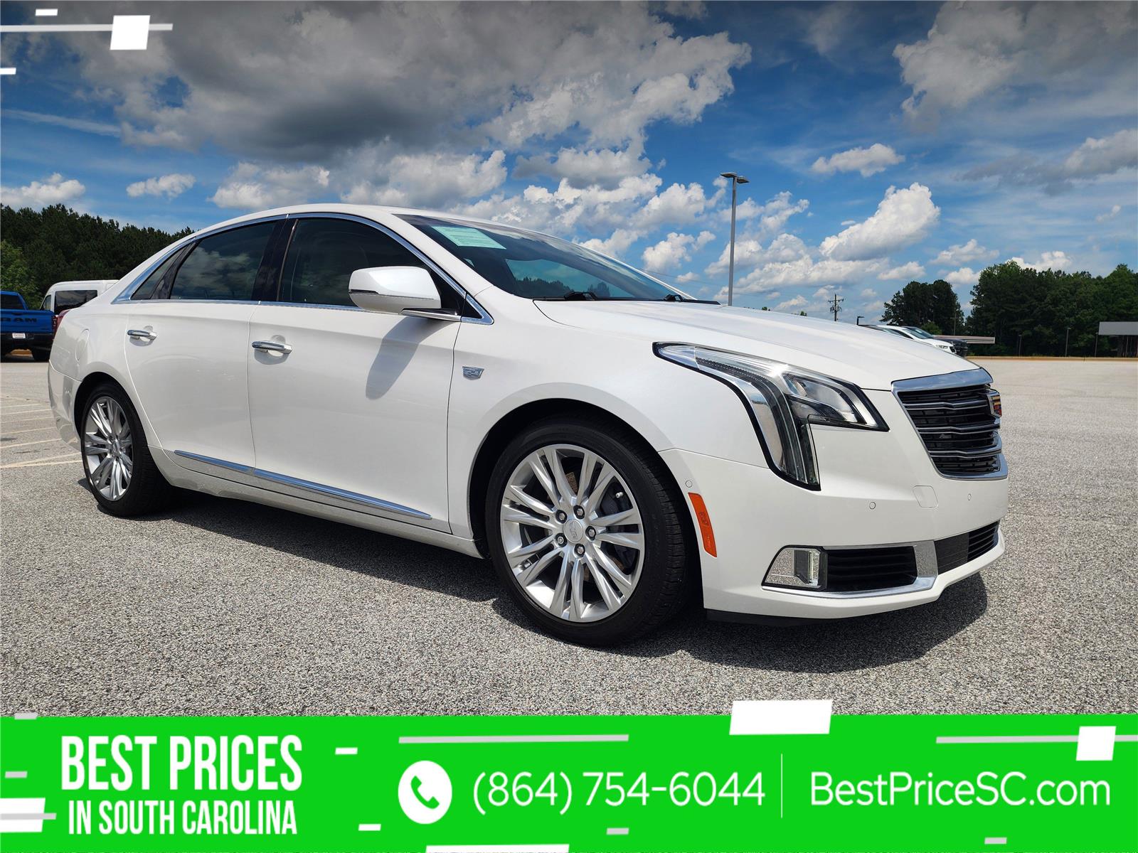 Crystal White Tricoat 2018 Cadillac XTS Luxury FWD Sedan Front-Wheel Drive 6-Speed Automatic