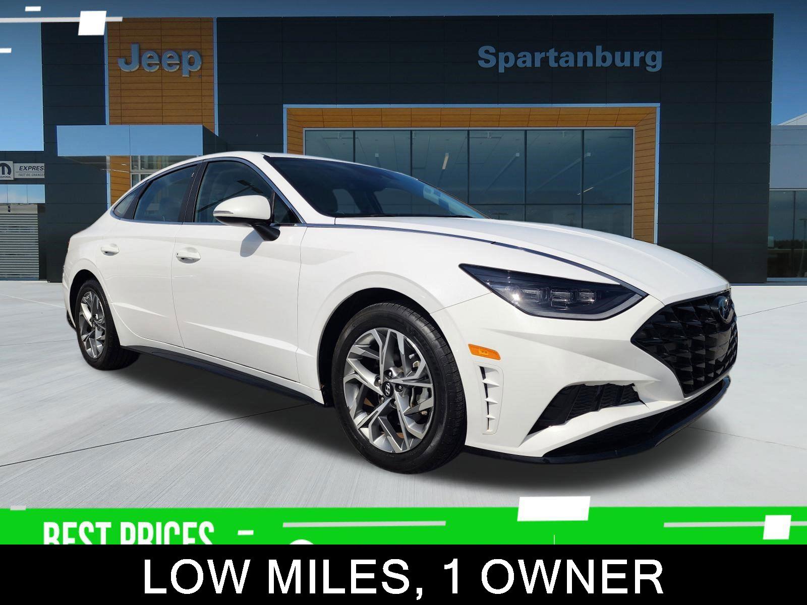 Serenity White 2023 Hyundai Sonata Sedan Front-Wheel Drive Automatic