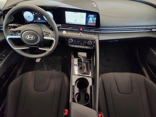 2024 Hyundai Elantra SEL 20