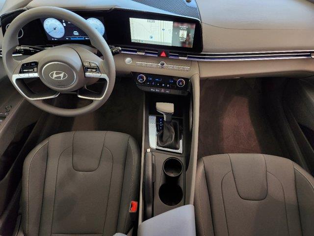 2024 Hyundai Elantra SEL 20