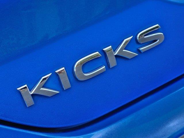 2023 Nissan Kicks SV 12