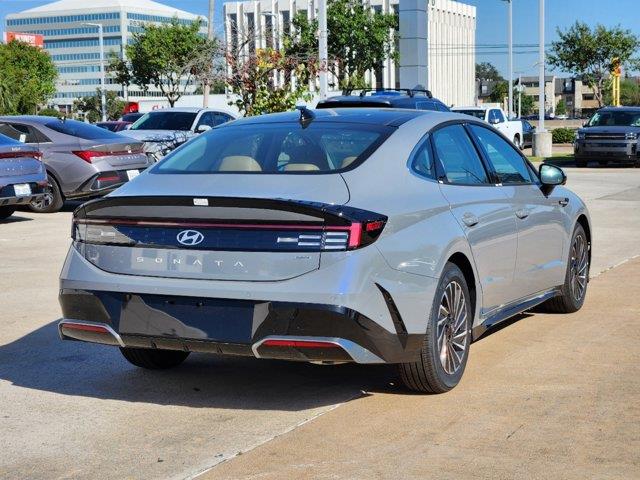 2024 Hyundai Sonata Hybrid Limited 3