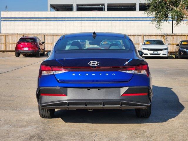 2024 Hyundai Elantra SEL 6