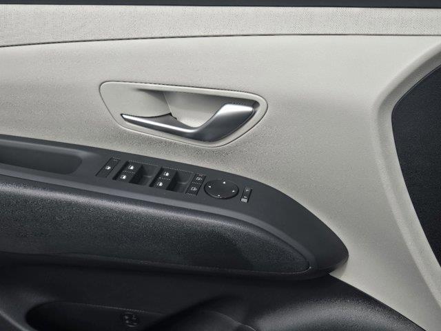 2025 Hyundai Tucson SEL Convenience 16