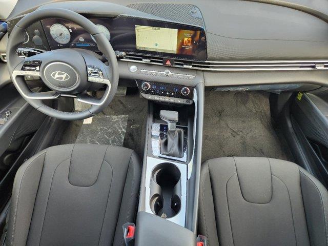 2024 Hyundai Elantra SEL 20