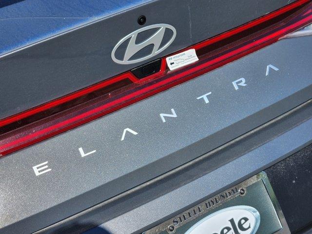 2024 Hyundai Elantra SEL 8