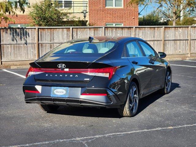 2025 Hyundai Elantra Hybrid Limited 3