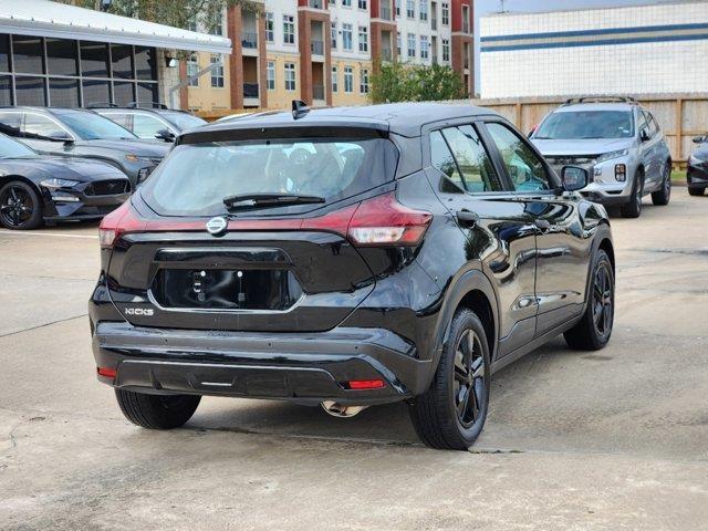 2021 Nissan Kicks S 5