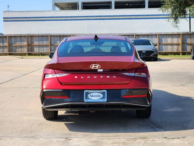 2024 Hyundai Elantra SEL 6