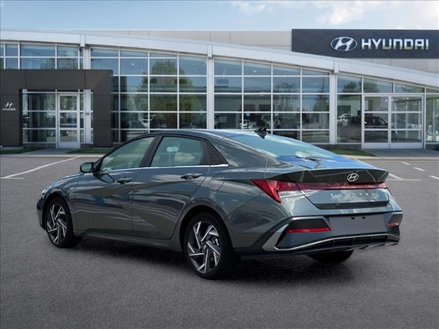 2024 Hyundai Elantra SEL 5