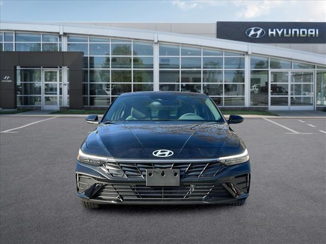 2025 Hyundai Elantra Hybrid Blue 12