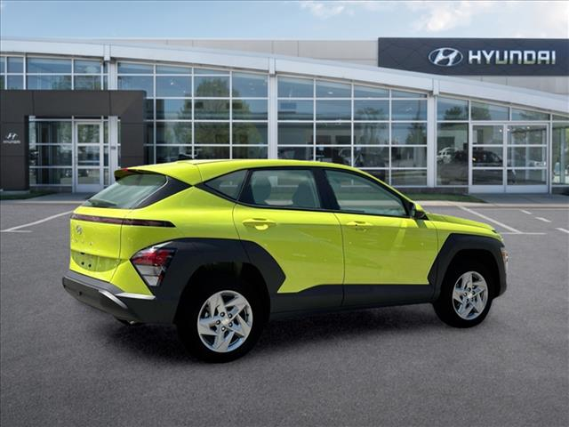 2025 Hyundai Kona SE 8