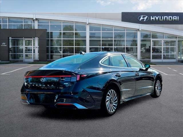 2024 Hyundai Sonata Hybrid Limited 7