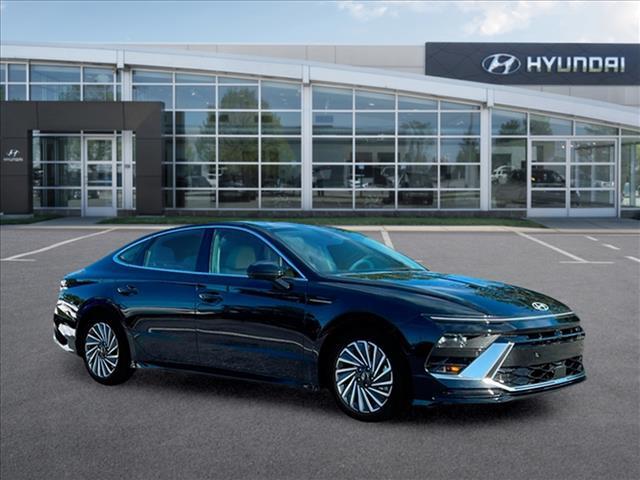 2024 Hyundai Sonata Hybrid Limited 10