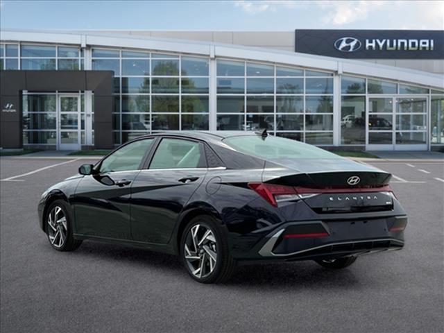 2025 Hyundai Elantra Hybrid Limited 5