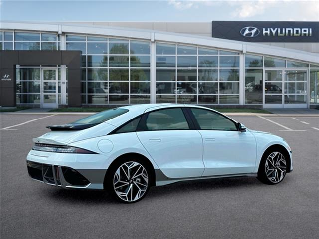 2025 Hyundai IONIQ 6 SEL 8