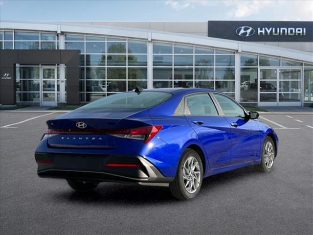 2024 Hyundai Elantra SEL 7