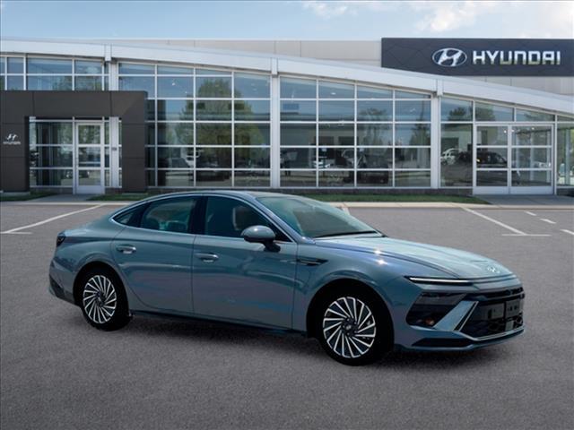 2024 Hyundai Sonata Hybrid Limited 10