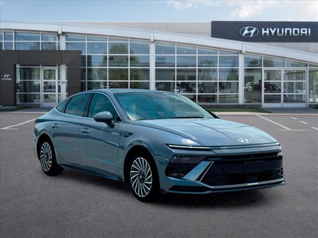 2024 Hyundai Sonata Hybrid Limited 11