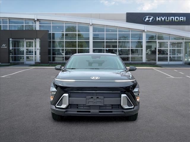 2025 Hyundai Kona SE 12